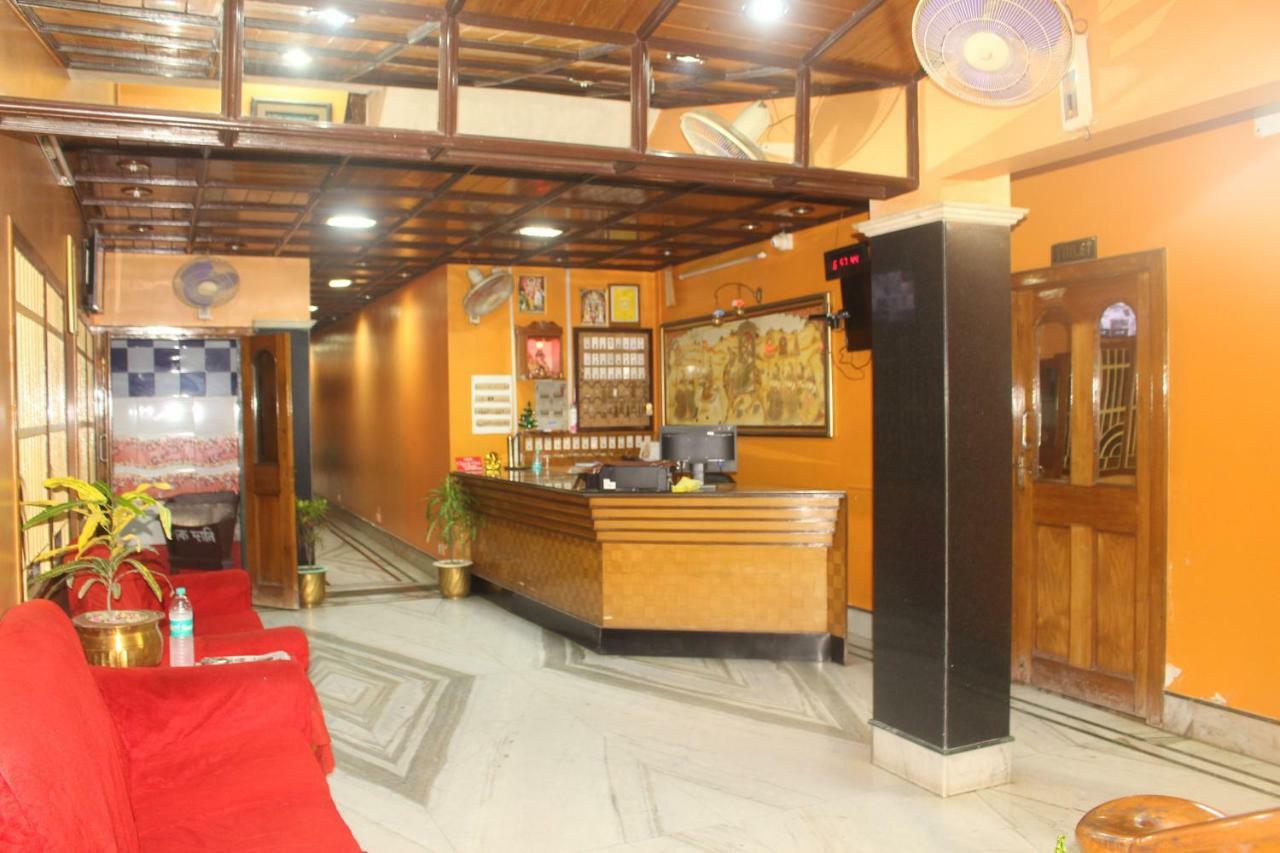 Hotel Surja Laxmi Raiganj Ngoại thất bức ảnh